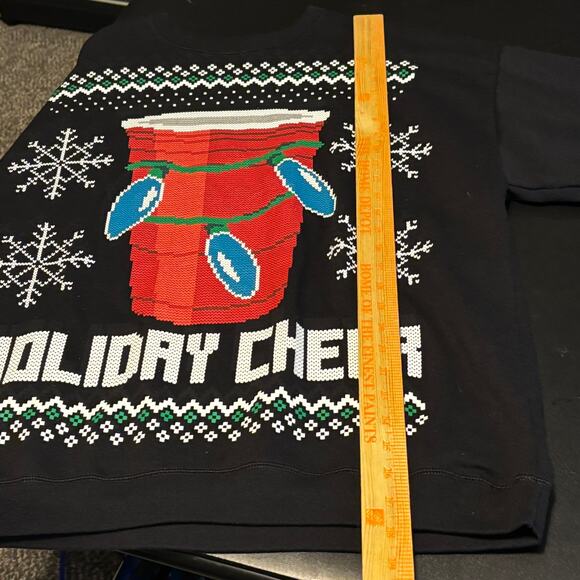 Hanes Men's Size XL  Ugly Christmas Sweatshirt Holiday Cheer Red Cup - Picture 3 of 4